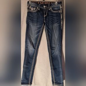 Rock Revival Low Rise Hana SkinnyJeans. Size 28